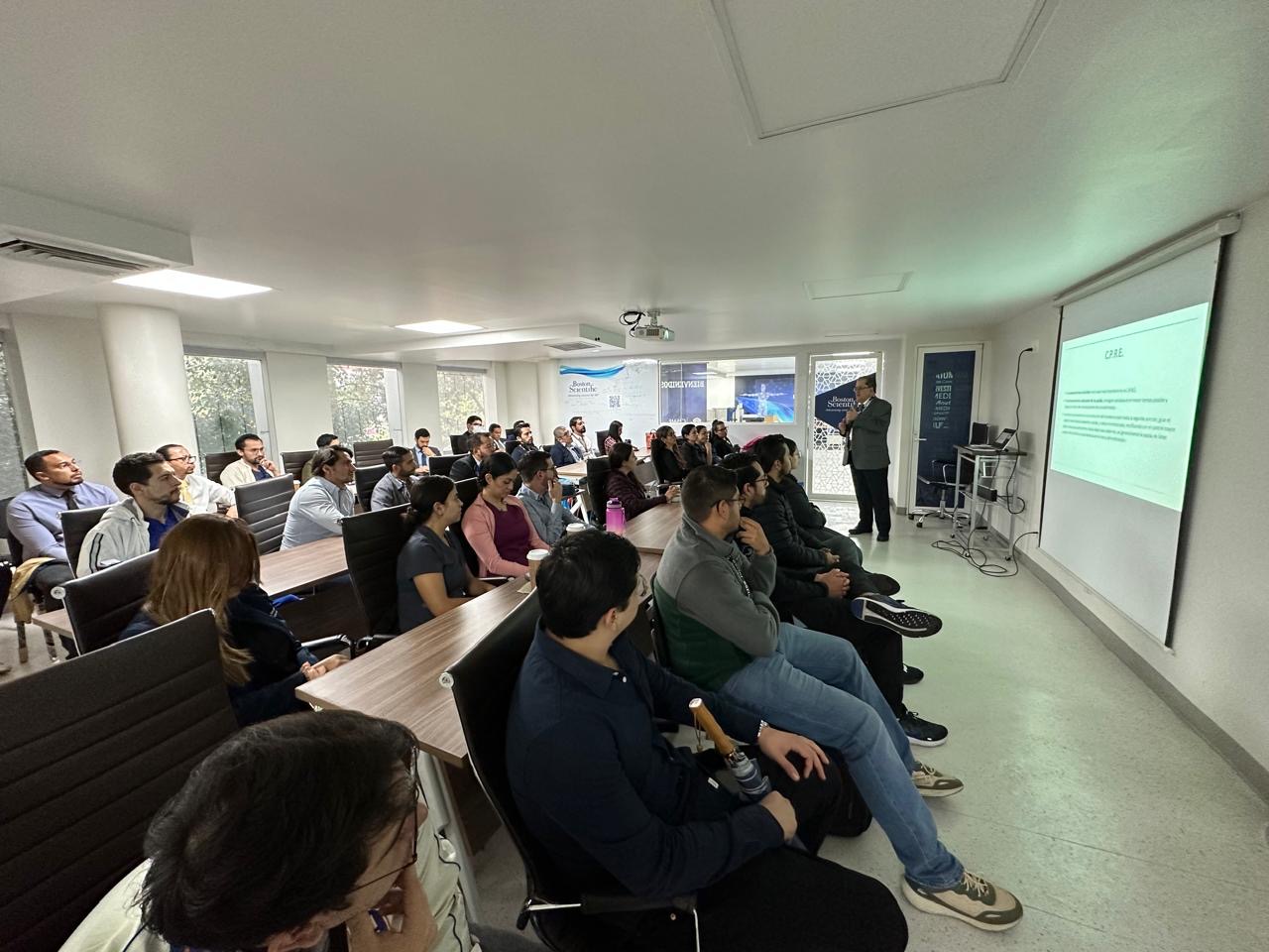 Aula llena en la sesión de CPRE